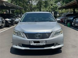 Toyota Camry V 2013