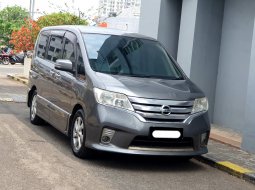 Nissan Serena Highway Star 2013 abu pajak panjang cash kredit proses bisa dibantu