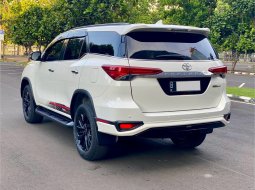 Toyota Fortuner 2.4 TRD AT 2020 Putih 6