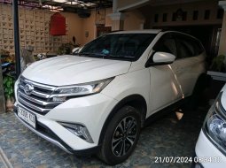 (TDP 17 JT) Daihatsu TERIOS R 1.5 AT 2023