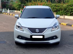 Suzuki Baleno Hatchback A/T 2019 putih matic km 68 ribuan cash kredit proses bisa dibantu