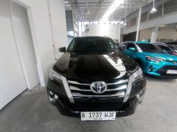 Toyota Fortuner 2.4 VRZ AT