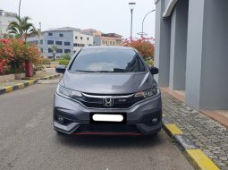 Honda Jazz RS CVT 2019 abu matic km 34 rban tangan pertama dari baru