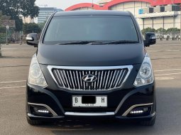 HYUNDAI H-1 ROYALE BENSIN AT HITAM 2018 MPV NYAMAN UNTUK KELUARGA!! 2