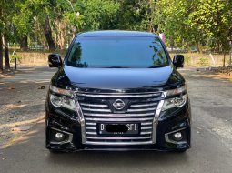 Nissan ELGRAND HWS 2.5 AT HITAM 2014