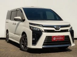 Toyota Voxy 2.0 A/T 2018 B2570PFD