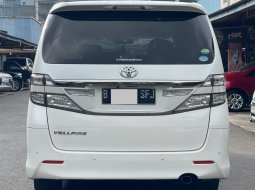 Toyota Vellfire Z Golden Eye 2015 3