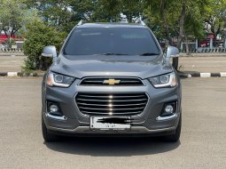 CHEVROLET CAPTIVA LTZ DIESEL AT GREY 2017 SIAP PAKAI 2