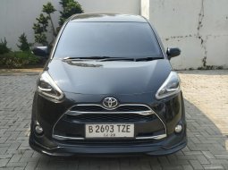 Dijual Toyota Sienta 1.5 Q CVT 2017 Hitam TGN 1 Mulus SIap PAke