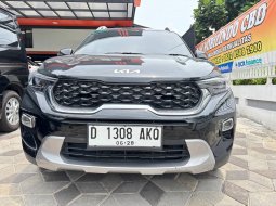 Kia Sonet Premier Matic Tahun 2022 Kondisi Mulus Terawat Istimewa Seperti Baru