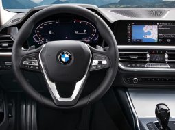 BMW 3 Series 320d 2019 Putih 7