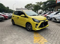 Toyota Agya 1.2 GR Sport A/T 2022 Kuning Murah Bagus 1