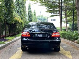 ORI Mercedes Benz E250 W212 2010 kondisi full ori 5