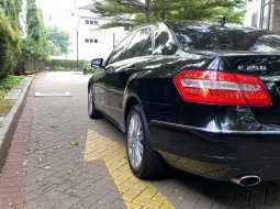 ORI Mercedes Benz E250 W212 2010 kondisi full ori 21