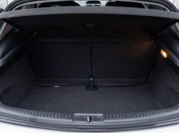 Volkswagen Scirocco TSI 1.4 AT 2016 Putih - TDP Rendah - Penawaran Terbaik 5
