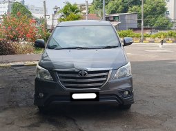 Toyota Kijang Innova 2.0 G 2015 matic bensin abu km 61rban cash kredit proses bisa dibantu