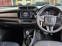 Honda WRV RS A/T ( Matic ) 2023 Hitam Km 15rban Mulus Gress Siap Pakai 8