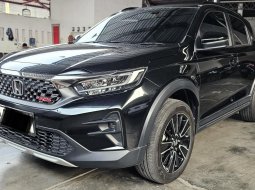 Honda WRV RS A/T ( Matic ) 2023 Hitam Km 15rban Mulus Gress Siap Pakai 3