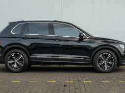 Volkswagen Tiguan Tsi 1.4	AT 2017 Hitam - Dokumen Lengkap - Pajak Aman 8