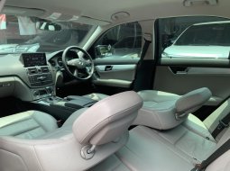 Mercedes-Benz C-Class C 200 K 2008 7