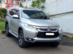 Mitsubishi Pajero Sport Dakar 4x2 AT 2019 sunroof silver km 11 rban diesel cash kredit proses bisa