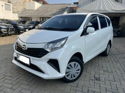 Daihatsu Sigra 1.2 X MT 2023 Silver