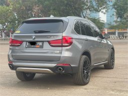 BMW X5 xDrive35i Executive 2016 SUV 7