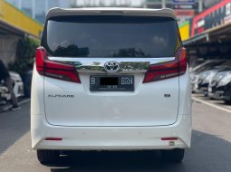 Toyota Alphard 2.5 G A/T 2020 MPV 9