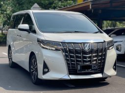 Toyota Alphard 2.5 G A/T 2020 MPV 10