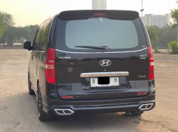 SIAP PAKAI!! HYUNDAI H1 ROYALE BENSIN AT HITAM 2018 4