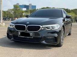 PROMO!! BMW 530i M SPORT AT HITAM 2020 3