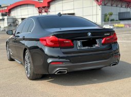 PROMO!! BMW 530i M SPORT AT HITAM 2020 6