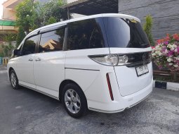 Mazda Biante 2.0 SKYACTIV A/T 2015 Putih 8