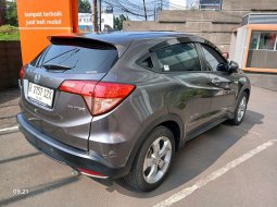 Promo Honda HR-V E CVT 2018 Abu-abu *57SZX 6