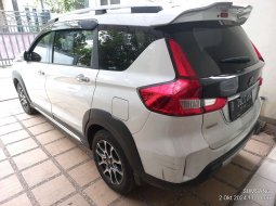 Suzuki XL7 Alpha AT 2021 Putih 4