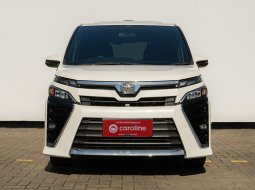 Toyota Voxy 2.0 AT 2018 Putih - Dokumen Lengkap - Pajak Aman