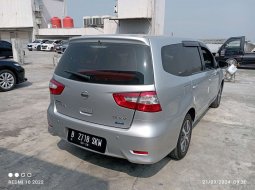 Nissan Grand Livina XV 2016 Silver 5