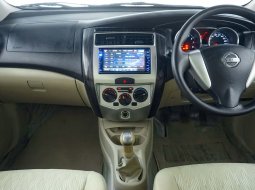 Nissan Grand Livina XV 2016 Silver 9