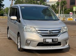 MURAH!! NISSAN SERENA HIGHWAY STAR AT SILVER 2013