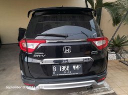 Honda BR-V Prestige CVT 2017 Hitam 4