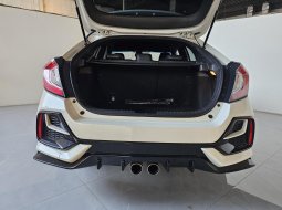 Honda Civic RS Hatchback AT (  Matic ) 2020 / 2021 Putih Km 45rban  jakarta selatan 14