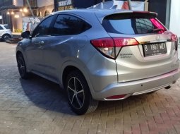 Honda HR-V E Prestige New 1.8 AT 2020 - Pajak Panjang - B1967WZV 6