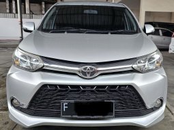 Toyota Avanza Veloz 1.5 A/T ( Matic ) 2016 Silver Km 98rban Mulus Siap Pakai