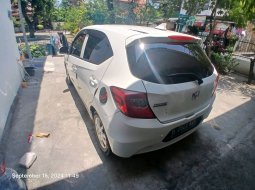 Honda Brio E Satya AT 2022 Putih 3