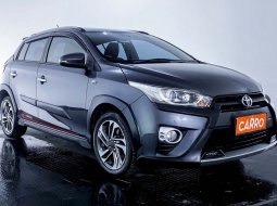 JUAL Toyota Yaris S TRD Heykers AT 2017 Abu-abu