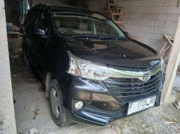 Daihatsu Xenia 1.3 R AT 2017 Hitam