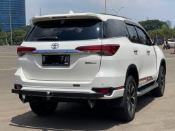 BANTING HARGA!! TOYOTA FORTUNER 2.4 TRD AT PUTIH 2019 4