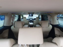 Toyota Alphard 2.5 G A/T 2019 putih km 34 ribuan pajak panjang cash kredit proses bisa dibantu 15