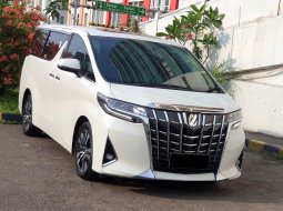 Toyota Alphard 2.5 G A/T 2019 putih km 34 ribuan pajak panjang cash kredit proses bisa dibantu 2