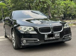 SIAP PAKAI!! BMW 520i AT HITAM 2016